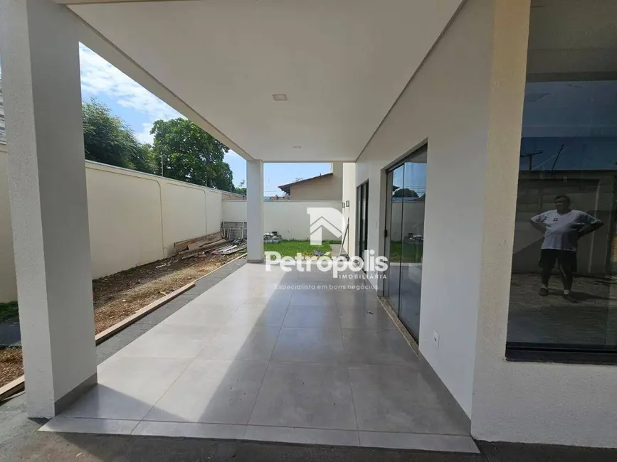 Foto 2 de Sobrado com 3 quartos à venda, 175m2 em Plano Diretor Sul, Palmas - TO