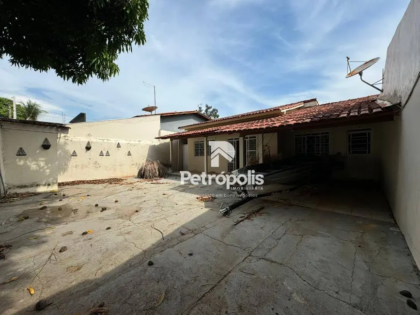 Foto 1 de Casa com 3 quartos à venda, 360m2 em Plano Diretor Sul, Palmas - TO