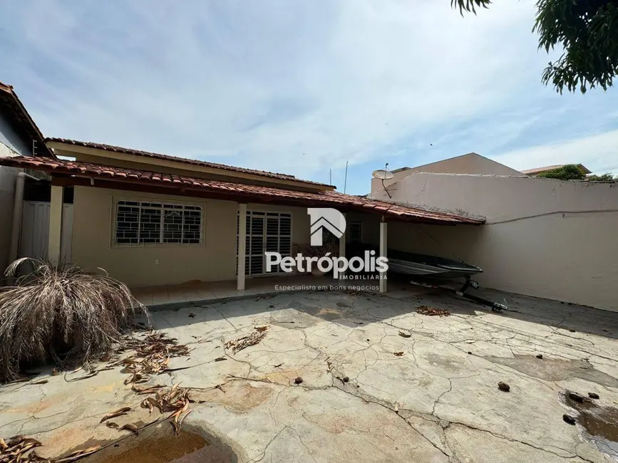 Foto 2 de Casa com 3 quartos à venda, 360m2 em Plano Diretor Sul, Palmas - TO