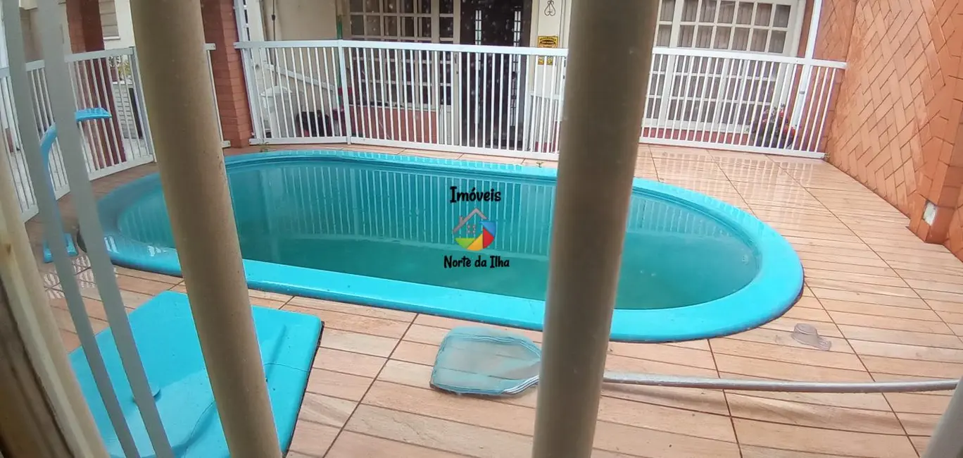 Foto 3 de Casa com 3 quartos à venda, 200m2 em Capao Da Canoa - RS