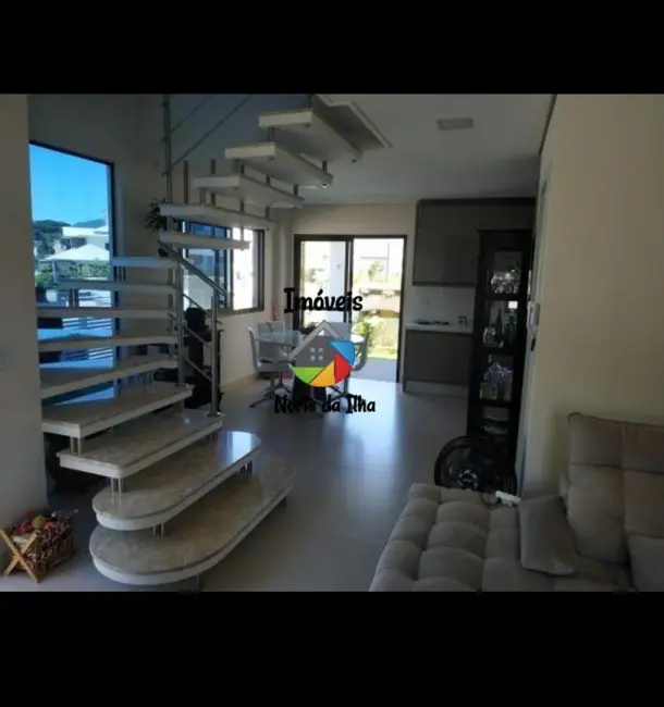 Foto 7 de Sobrado com 3 quartos à venda, 190m2 em Cachoeira do Bom Jesus, Florianopolis - SC