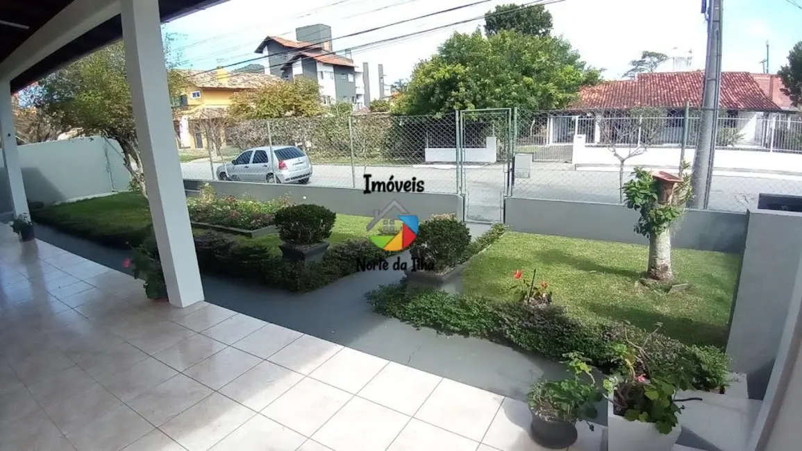Foto 9 de Sobrado com 4 quartos à venda, 250m2 em Ponta das Canas, Florianopolis - SC