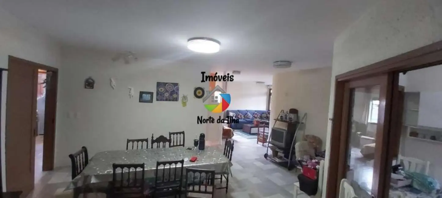 Foto 1 de Casa com 4 quartos à venda, 200m2 em Ponta das Canas, Florianopolis - SC