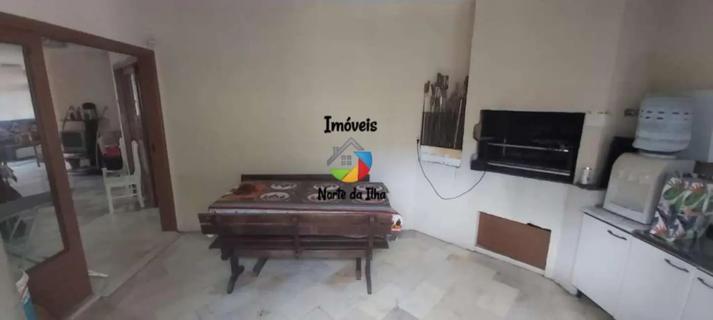 Casa com 4 quartos à venda, 200m2 em Ponta das Canas, Florianopolis - SC - imagem 8 Foto 8 de Casa com 4 quartos à venda, 200m2 em Ponta das Canas, Florianopolis - SC