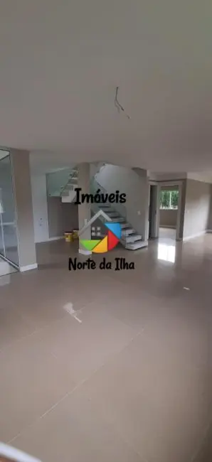 Foto 2 de Casa com 4 quartos à venda, 182m2 em São João do Rio Vermelho, Florianopolis - SC