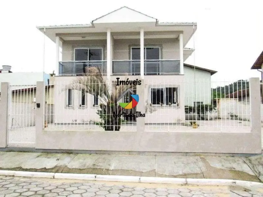 Foto 3 de Casa com 4 quartos à venda, 200m2 em Cachoeira do Bom Jesus, Florianopolis - SC
