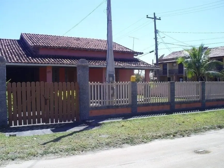 Foto 2 de Casa com 4 quartos à venda, 450m2 em Praia Seca, Araruama - RJ