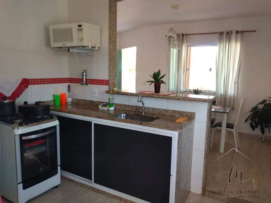 Foto 6 de Casa com 2 quartos à venda, 594m2 em Araruama - RJ