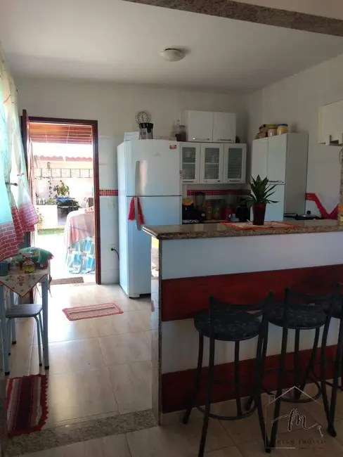 Foto 9 de Casa com 2 quartos à venda, 594m2 em Araruama - RJ