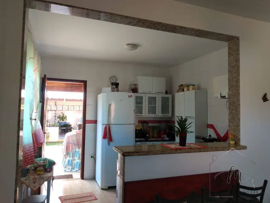 Foto 8 de Casa com 2 quartos à venda, 594m2 em Araruama - RJ