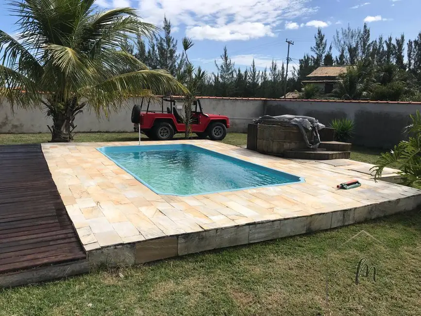Foto 6 de Casa com 4 quartos à venda, 605m2 em Araruama - RJ