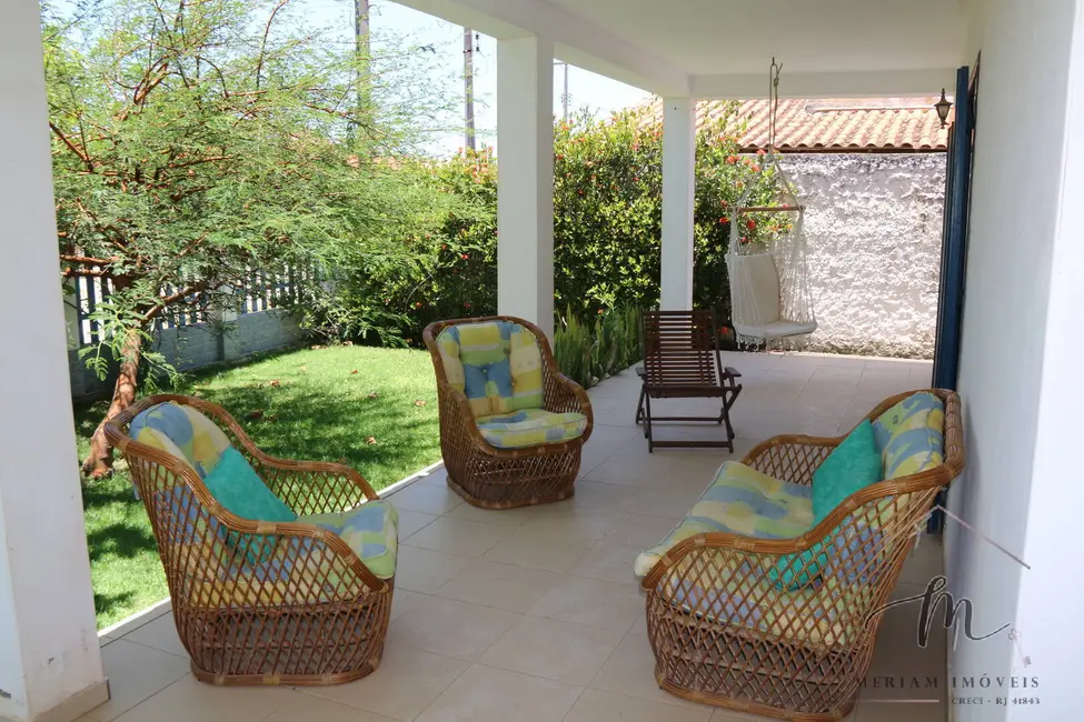 Foto 3 de Casa com 6 quartos à venda, 720m2 em Praia Seca, Araruama - RJ