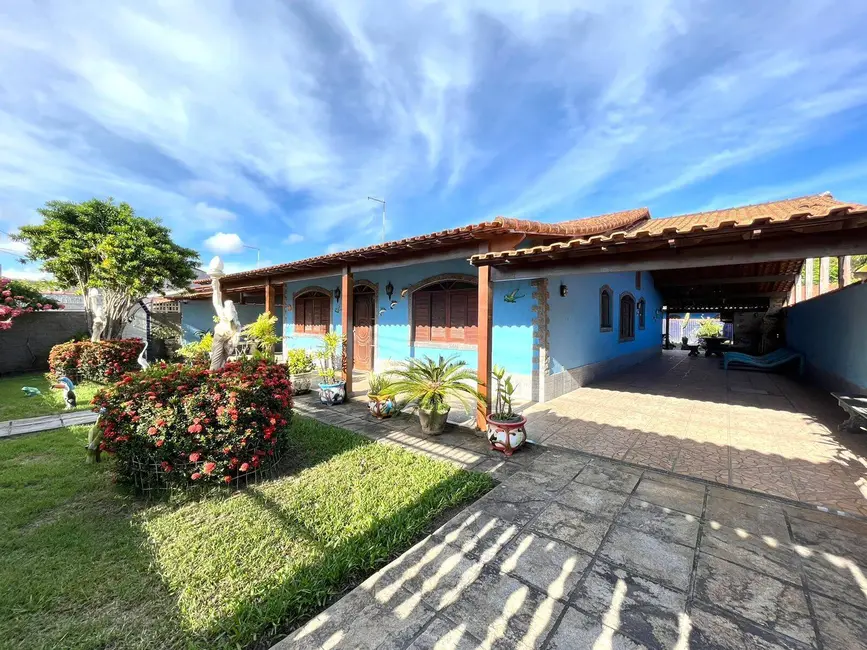 Foto 1 de Casa com 2 quartos à venda, 600m2 em Araruama - RJ