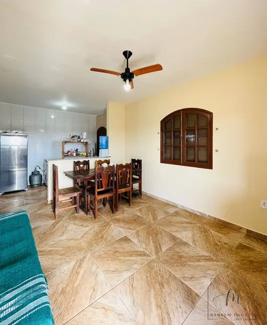 Casa com 2 quartos à venda, 600m2 em Praia Seca, Araruama - RJ - imagem 4 Foto 4 de Casa com 2 quartos à venda, 600m2 em Praia Seca, Araruama - RJ