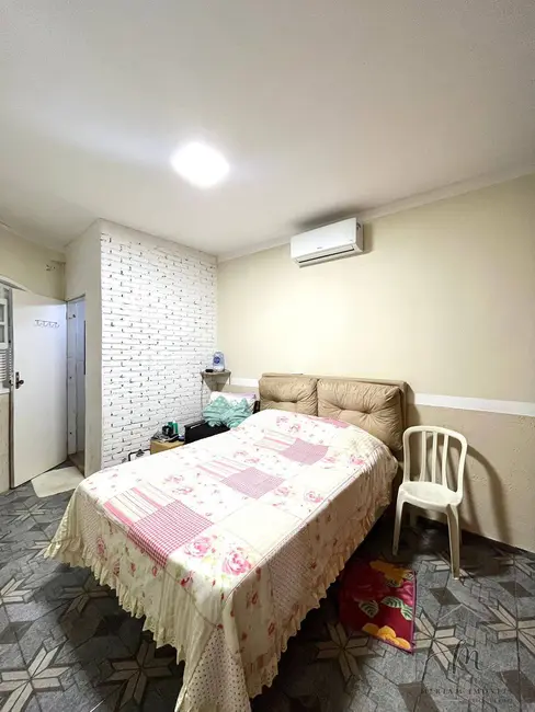 Foto 8 de Casa com 2 quartos à venda, 613m2 em Araruama - RJ