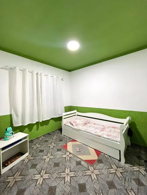 Foto 6 de Casa com 2 quartos à venda, 613m2 em Araruama - RJ