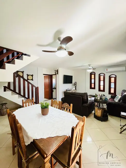 Foto 4 de Casa de Condomínio com 4 quartos à venda, 735m2 em Araruama - RJ