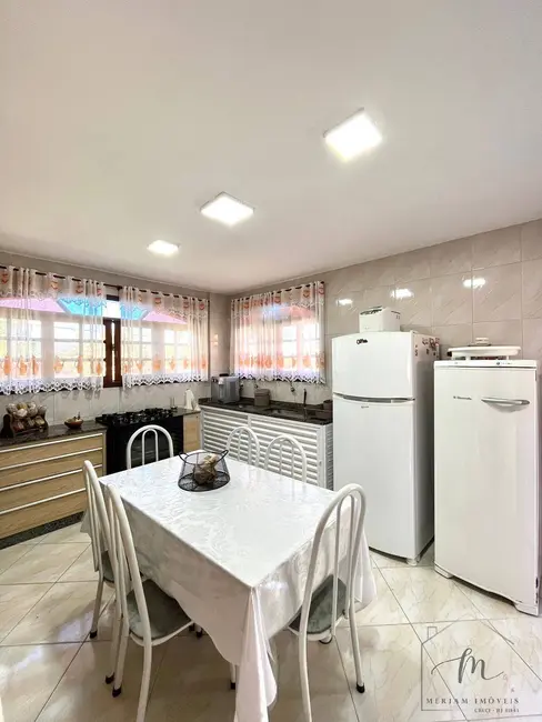 Foto 9 de Casa de Condomínio com 4 quartos à venda, 735m2 em Araruama - RJ