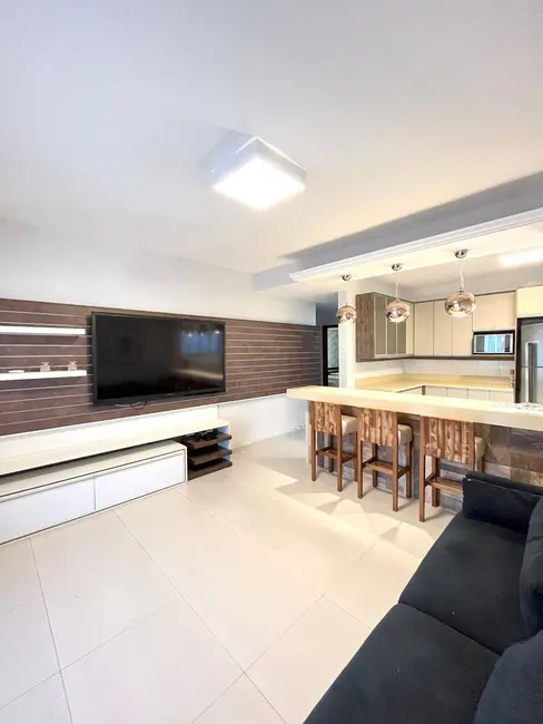 Foto 2 de Casa de Condomínio com 3 quartos à venda, 360m2 em Praia Seca, Araruama - RJ