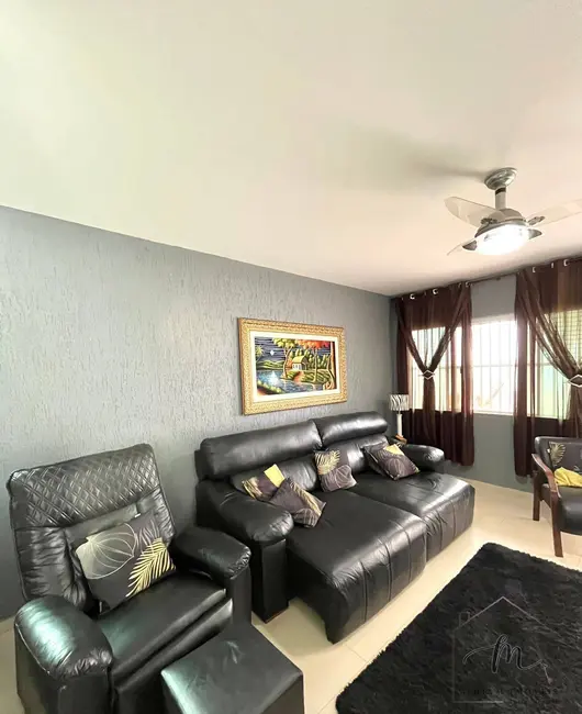 Casa com 8 quartos à venda, 640m2 em Praia Seca, Araruama - RJ - imagem 4 Foto 4 de Casa com 8 quartos à venda, 640m2 em Praia Seca, Araruama - RJ