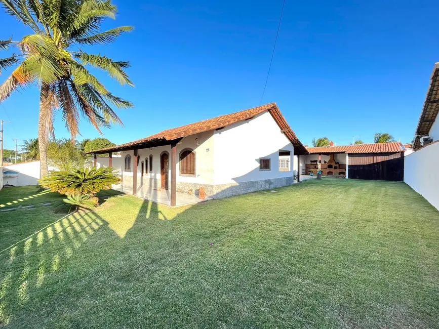 Foto 1 de Casa de Condomínio com 3 quartos à venda, 600m2 em Praia Seca, Araruama - RJ