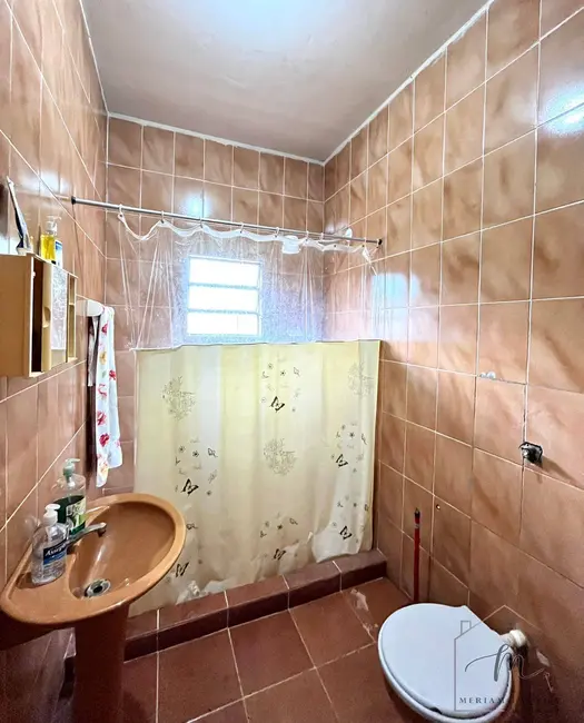 Foto 11 de Casa à venda, 1545m2 em Araruama - RJ