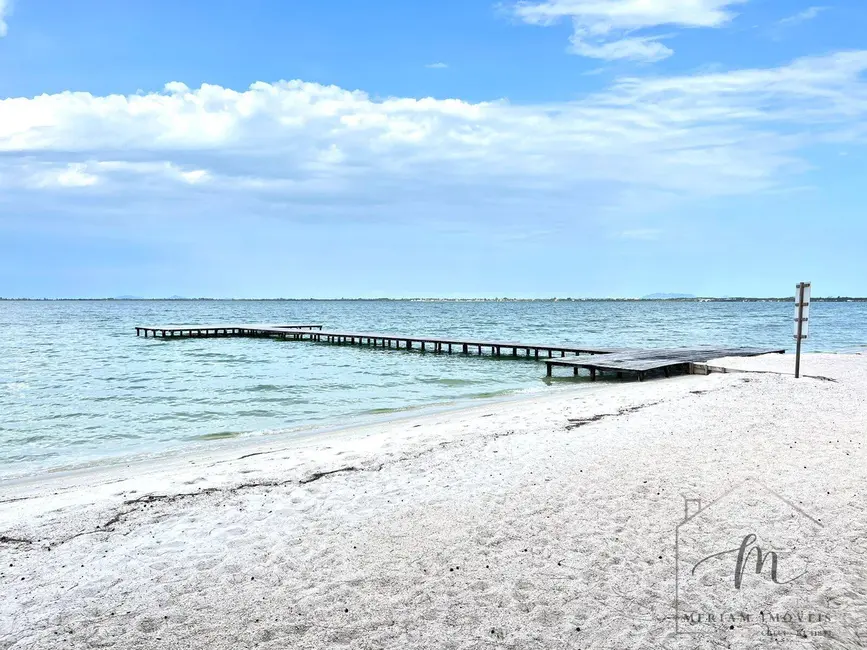 Foto 4 de Lote de Condomínio à venda em Arraial Do Cabo - RJ