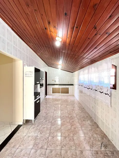 Foto 7 de Casa com 5 quartos à venda, 450m2 em Araruama - RJ
