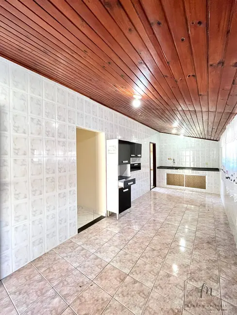 Foto 6 de Casa com 5 quartos à venda, 450m2 em Araruama - RJ