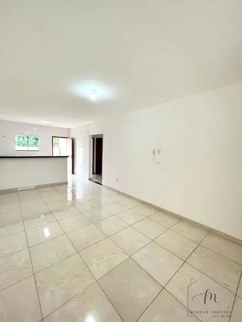 Casa com 2 quartos à venda em Araruama - RJ - imagem 5 Foto 5 de Casa com 2 quartos à venda em Araruama - RJ