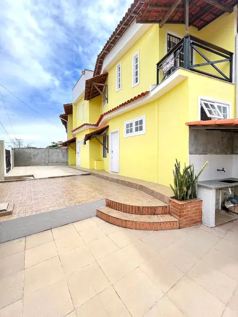 Foto 1 de Casa com 2 quartos à venda em Praia Seca, Araruama - RJ