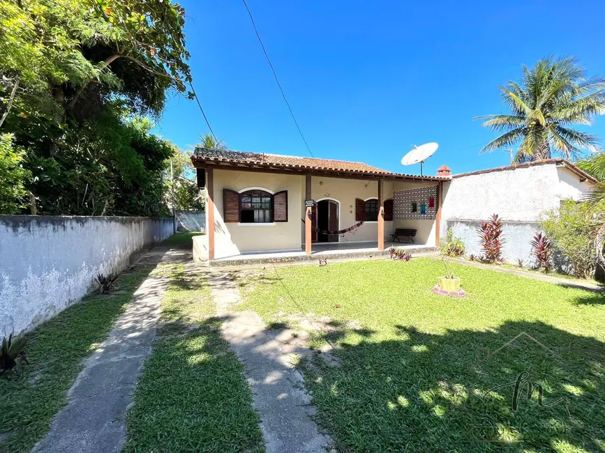 Casa com 3 quartos à venda em Praia Seca, Araruama - RJ - imagem 2 Foto 2 de Casa com 3 quartos à venda em Praia Seca, Araruama - RJ