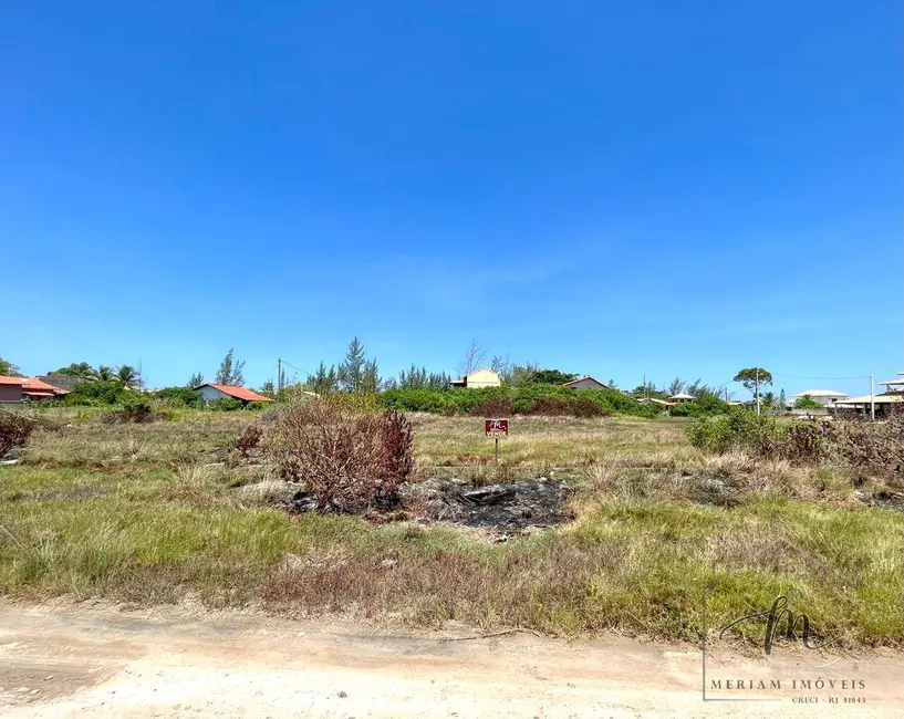 Foto 2 de Terreno / Lote à venda, 450m2 em Praia Seca, Araruama - RJ