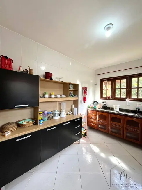 Foto 7 de Casa de Condomínio com 3 quartos à venda, 360m2 em Araruama - RJ