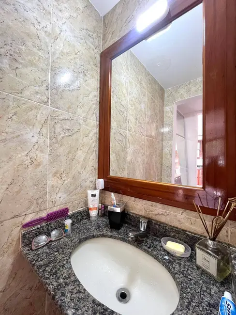 Foto 8 de Casa de Condomínio com 3 quartos à venda, 360m2 em Araruama - RJ