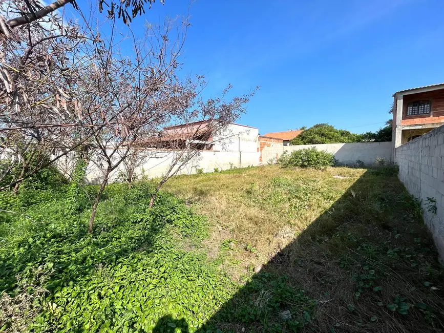 Foto 2 de Terreno / Lote à venda, 360m2 em Arraial Do Cabo - RJ
