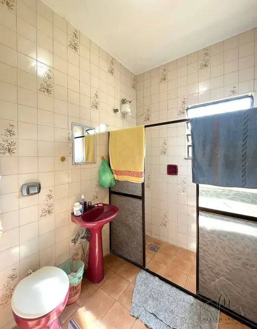Foto 5 de Casa com 4 quartos à venda, 600m2 em Araruama - RJ