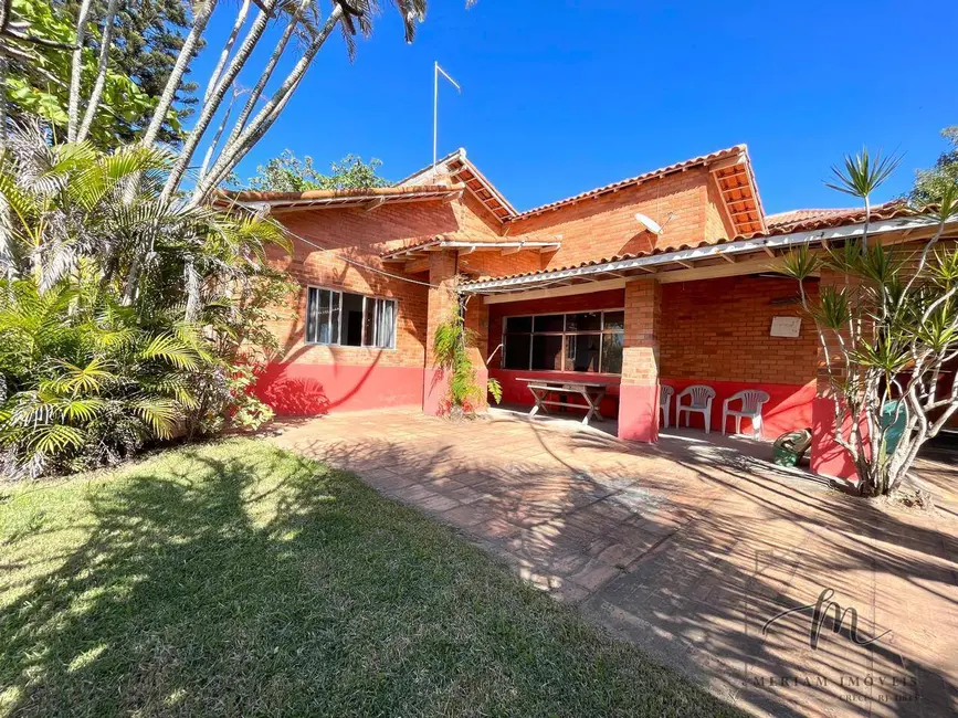 Casa com 4 quartos à venda em Araruama - RJ - imagem 2 Foto 2 de Casa com 4 quartos à venda em Araruama - RJ