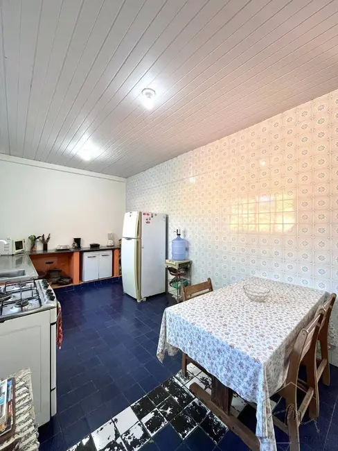 Casa com 4 quartos à venda em Araruama - RJ - imagem 8 Foto 8 de Casa com 4 quartos à venda em Araruama - RJ