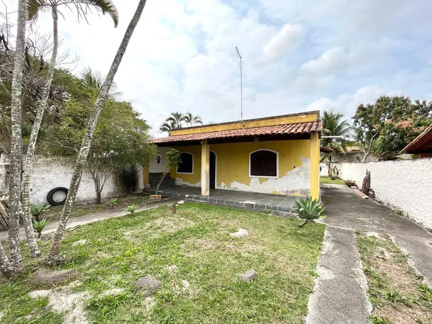 Foto 2 de Casa com 2 quartos à venda, 360m2 em Praia Seca, Araruama - RJ