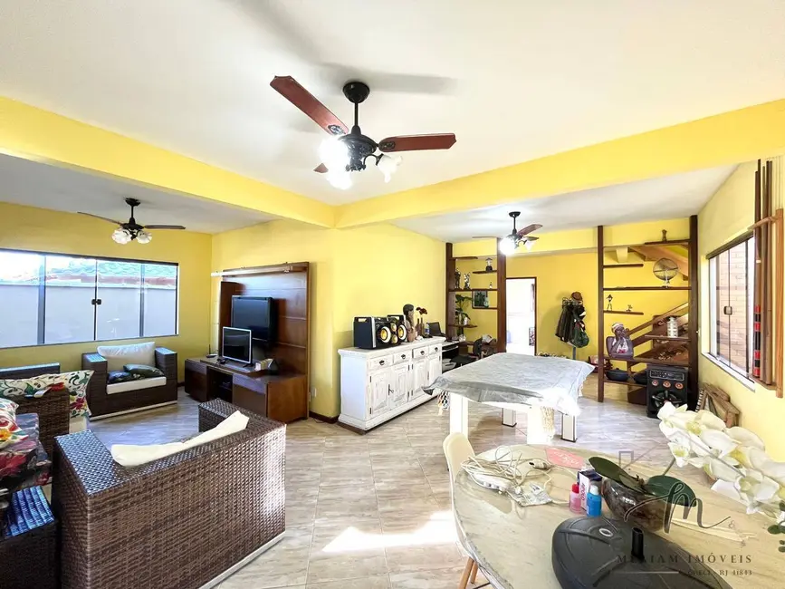 Foto 5 de Casa de Condomínio com 4 quartos à venda em Praia Seca, Araruama - RJ