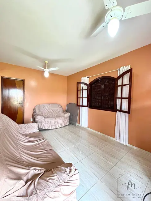 Foto 4 de Casa com 2 quartos à venda, 495m2 em Araruama - RJ
