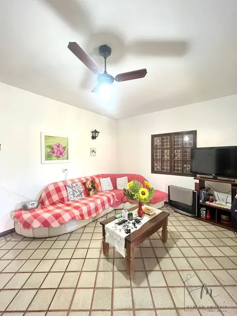 Foto 3 de Casa com 5 quartos à venda, 525m2 em Praia Seca, Araruama - RJ