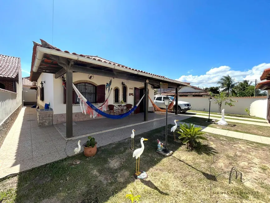 Foto 3 de Casa com 4 quartos à venda, 450m2 em Praia Seca, Araruama - RJ