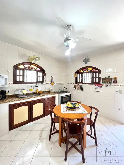 Foto 8 de Casa com 4 quartos à venda, 450m2 em Praia Seca, Araruama - RJ