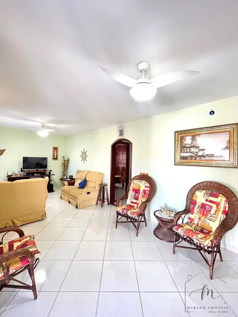 Foto 4 de Casa com 4 quartos à venda, 450m2 em Praia Seca, Araruama - RJ