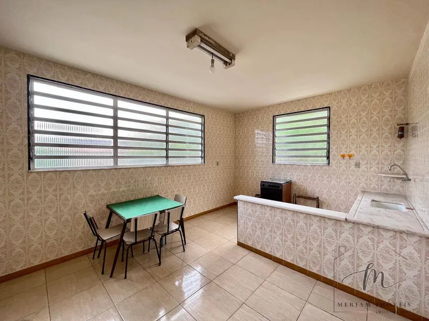 Casa com 3 quartos à venda, 476m2 em Praia Seca, Araruama - RJ - imagem 4 Foto 4 de Casa com 3 quartos à venda, 476m2 em Praia Seca, Araruama - RJ