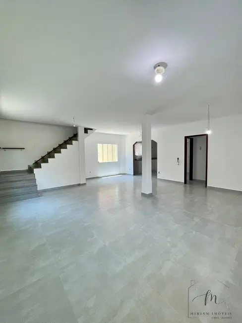 Foto 4 de Casa com 4 quartos à venda, 620m2 em Praia Seca, Araruama - RJ