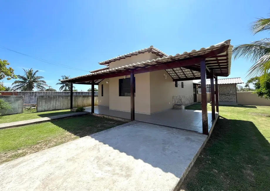 Foto 1 de Casa com 2 quartos à venda, 600m2 em Praia Seca, Araruama - RJ