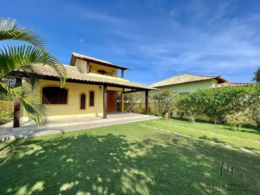 Casa com 3 quartos à venda, 360m2 em Praia Seca, Araruama - RJ - imagem 4 Foto 4 de Casa com 3 quartos à venda, 360m2 em Praia Seca, Araruama - RJ